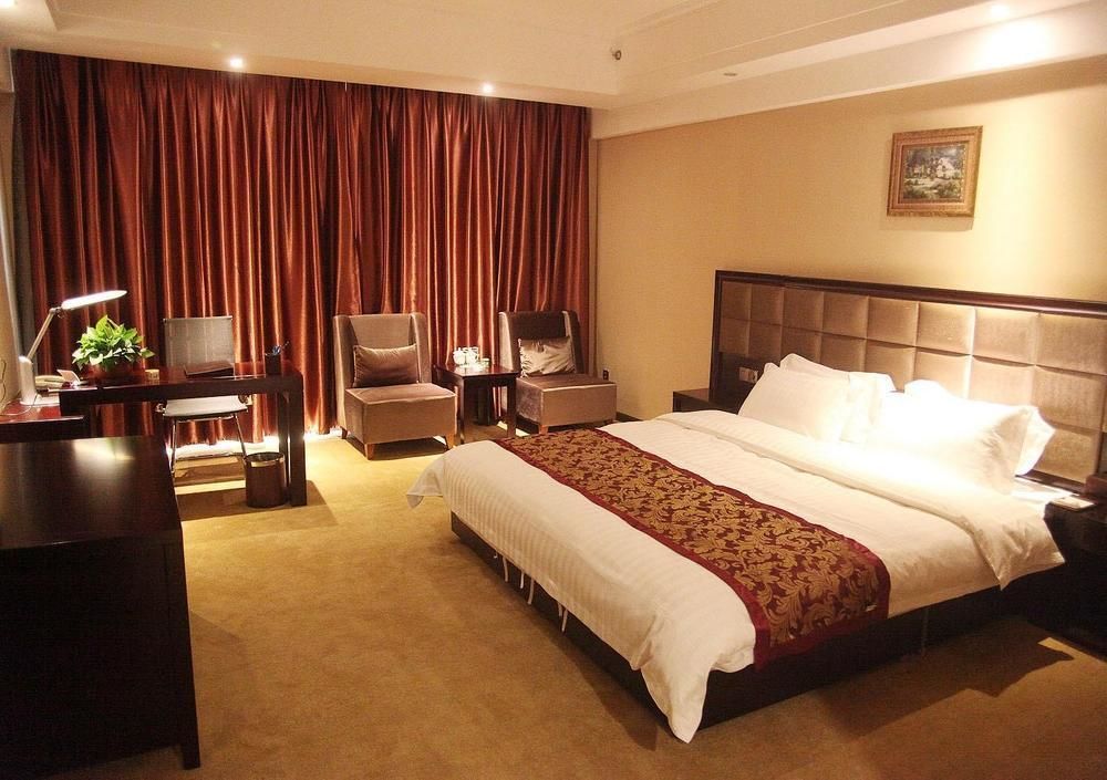 Weishi International Hotel Qingzhou Exterior photo