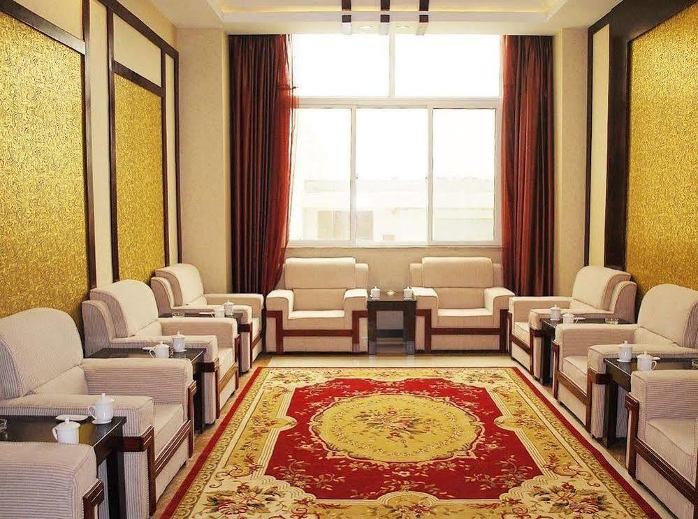 Weishi International Hotel Qingzhou Exterior photo